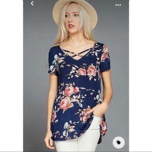 Boutique Womens Navy Floral Criss Cross Neck Flowy Top Large